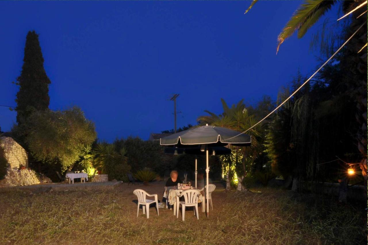 Kloudas Apartments Potamos  Luaran gambar