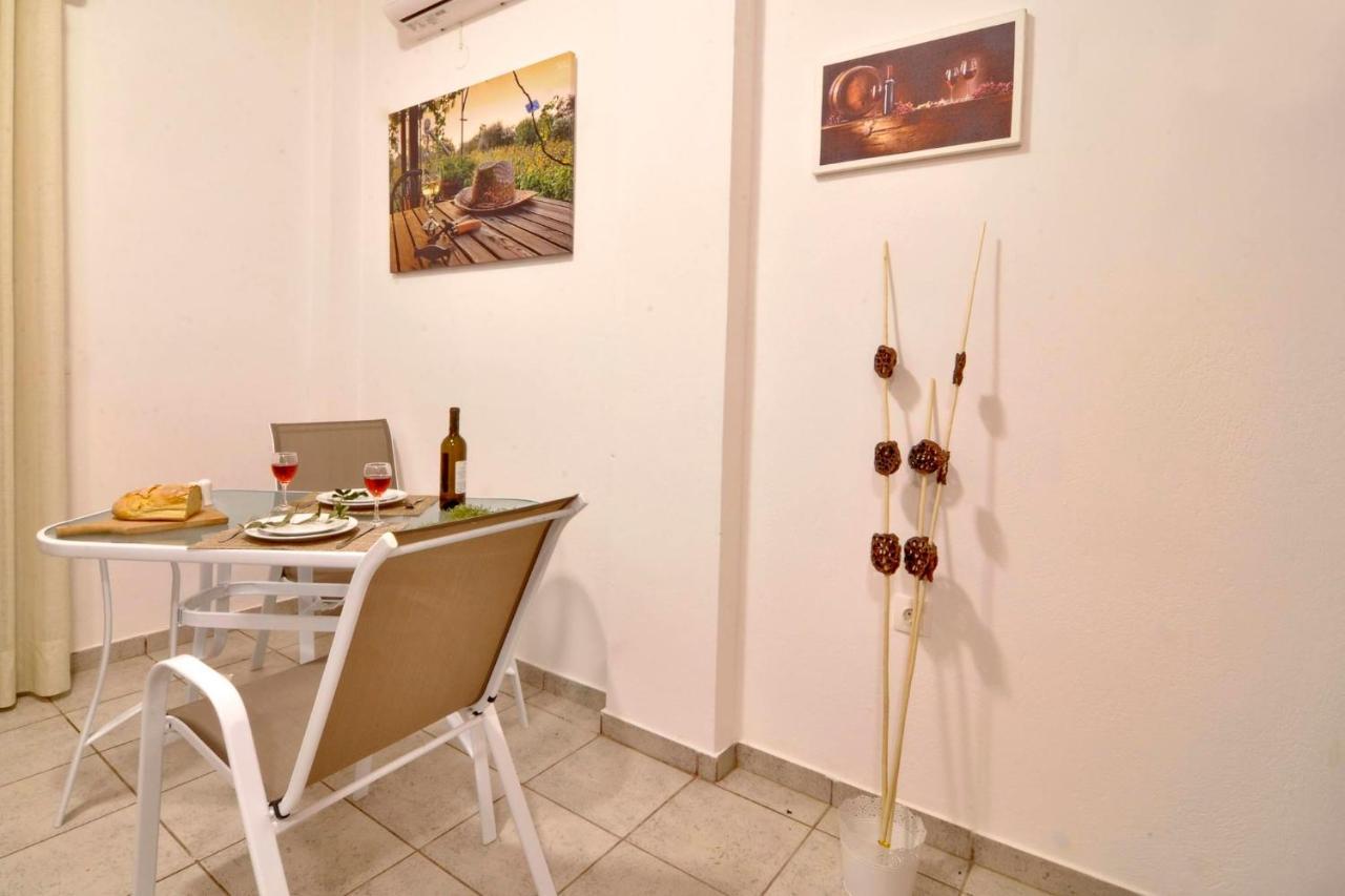 Kloudas Apartments Potamos  Luaran gambar