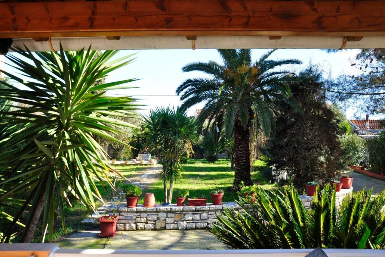 Kloudas Apartments Potamos  Luaran gambar